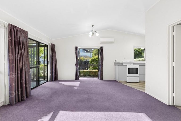 Photo of property in 1/122 Tasman Street, Nelson, 7010