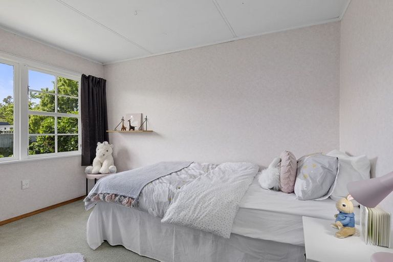 Photo of property in 25 Longfellow Street, Trentham, Upper Hutt, 5018