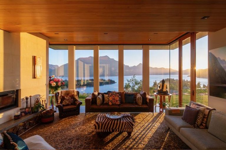 Photo of property in 27 Edinburgh Drive, Queenstown, 9300