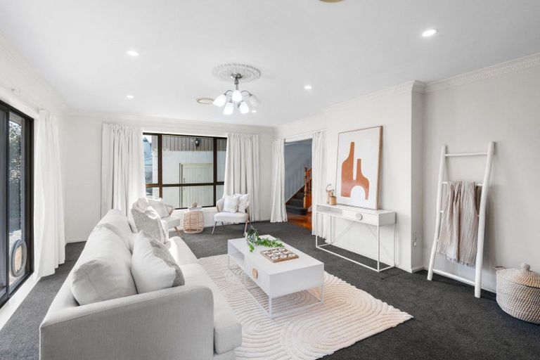 Photo of property in 22 Sevenoaks Drive, Bryndwr, Christchurch, 8053