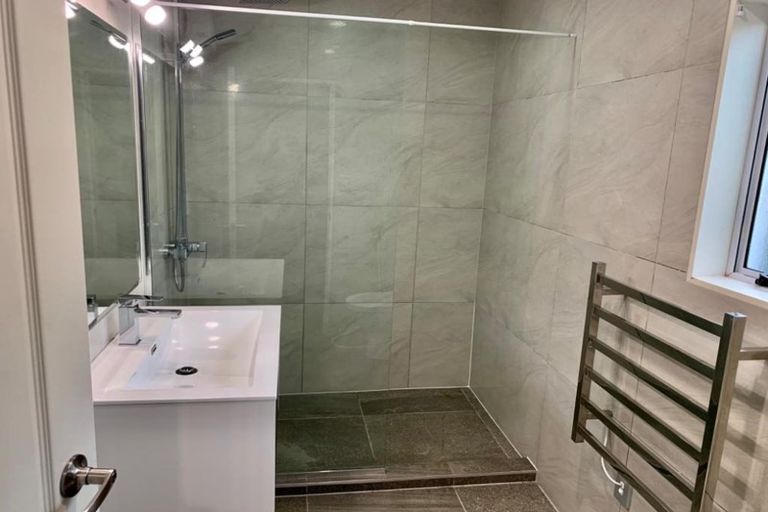 Photo of property in 42a Titirangi Road, New Lynn, Auckland, 0600