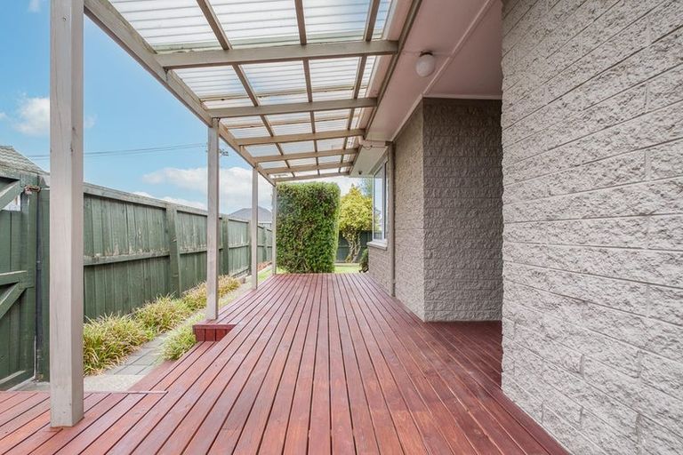 Photo of property in 1/67 Checketts Avenue, Halswell, Christchurch, 8025