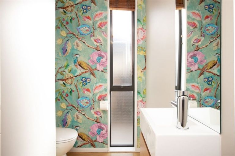 Photo of property in 6a Sawyers Arms Road, Northcote, Christchurch, 8052