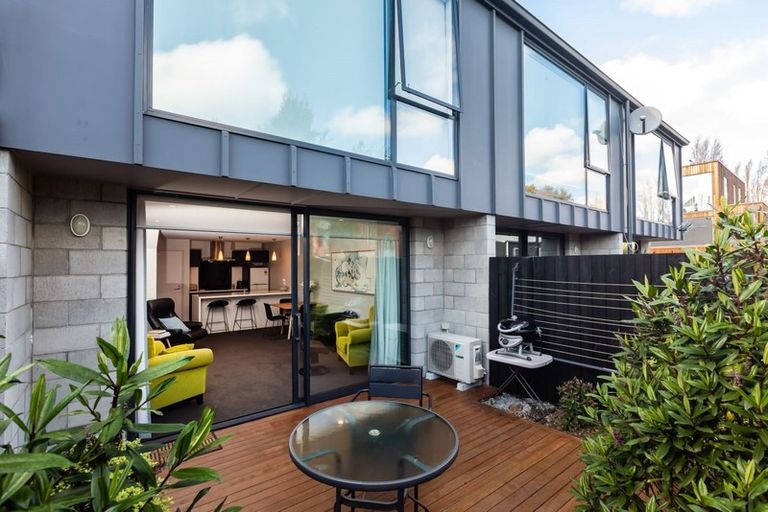 Photo of property in 4/193 Kilmore Street, Christchurch Central, Christchurch, 8013