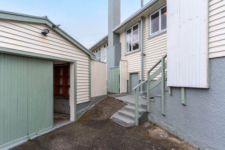 Photo of property in 15 Mckillop Street, Ranui, Porirua, 5024