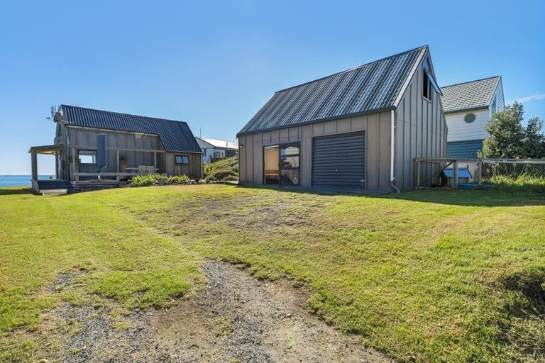 Photo of property in 147 Pukehina Parade, Pukehina, Te Puke, 3189