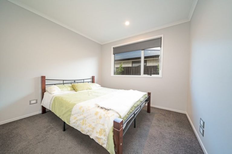 Photo of property in 64 Darlington Street, Ngatea, 3503