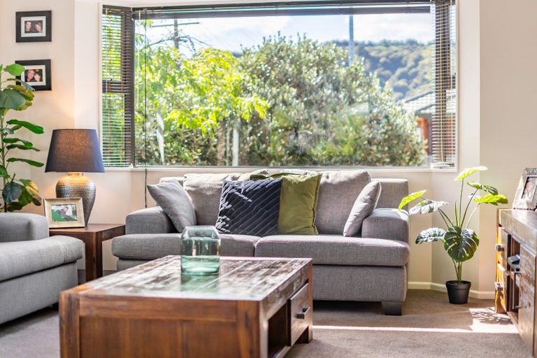 Photo of property in 28 Tararua Street, Trentham, Upper Hutt, 5018