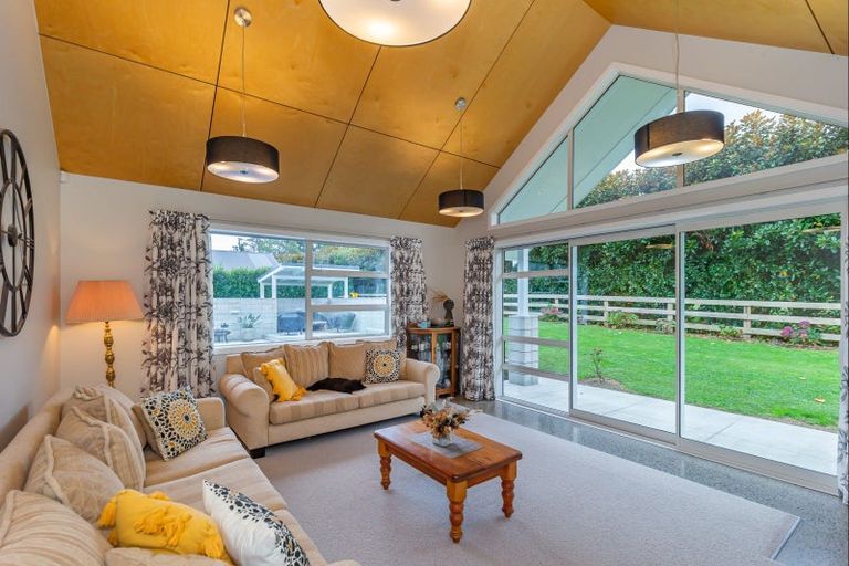 Photo of property in 20 Tunbridge Wells, Ohau, Levin, 5570