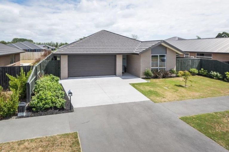 Photo of property in 17 Te Whariki Street, Marshland, Christchurch, 8083