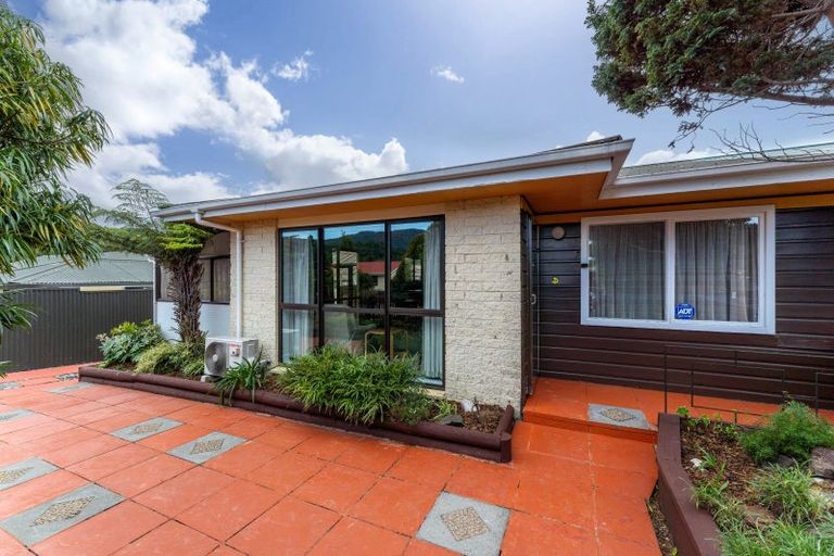 Photo of property in 10a Leicester Street, Picton, 7220