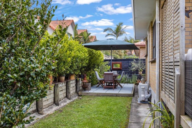 Photo of property in 21b Nukumea Common, Orewa, 0931