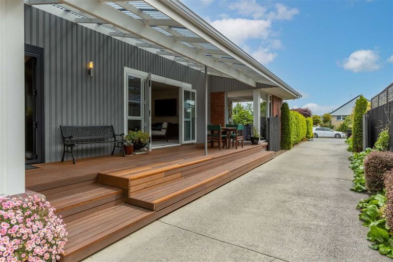 Photo of property in 34 Carruthers Street, Ilam, Christchurch, 8041