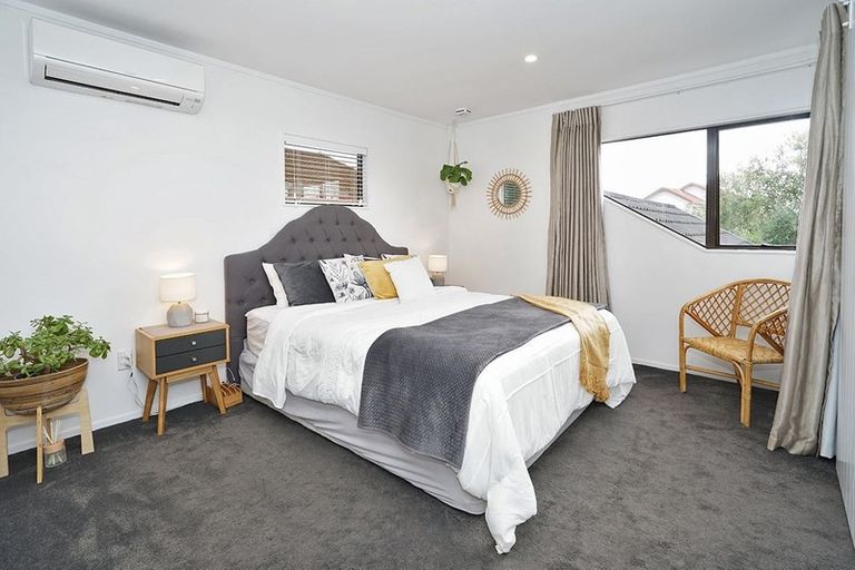 Photo of property in 10b Burn-murdoch Street, St Andrews, Hamilton, 3200