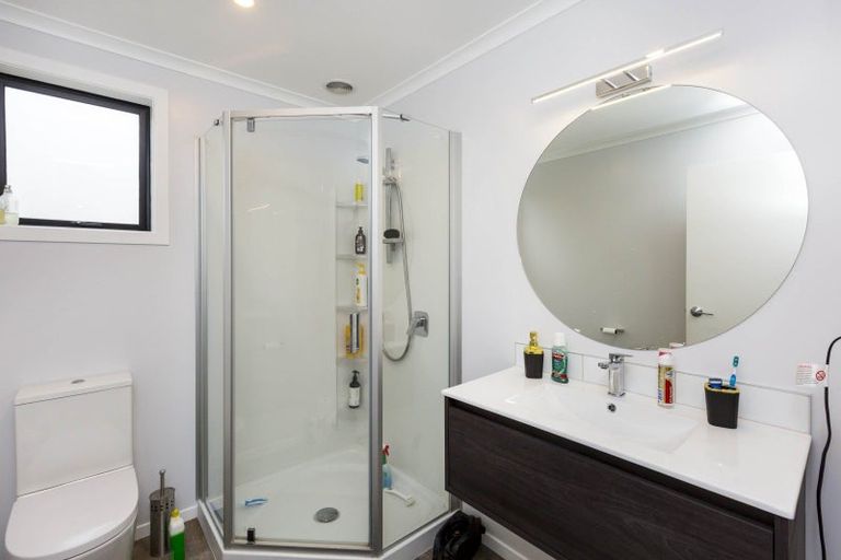 Photo of property in 42 Dahl Drive, Wallaceville, Upper Hutt, 5018