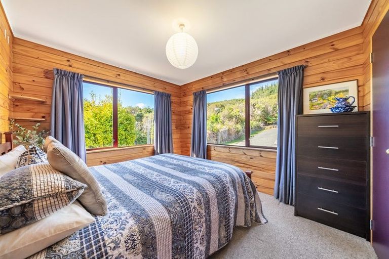 Photo of property in 49a Gillespies Road, Birchville, Upper Hutt, 5018