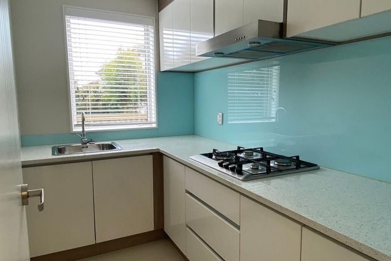 Photo of property in 37 Drumbuoy Drive, Flat Bush, Auckland, 2019