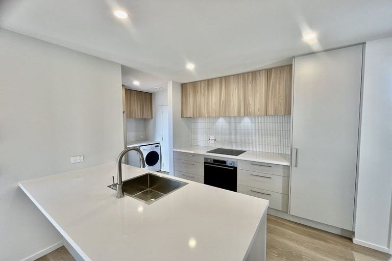 Photo of property in 2/10 Surrey Street, Linwood, Christchurch, 8062