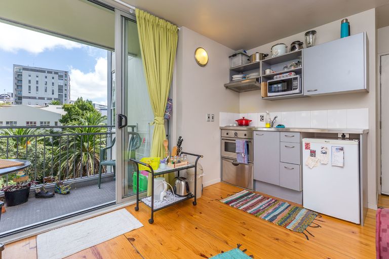 Photo of property in 8 Scotia Place, Te Kamo, Whangarei, 0112