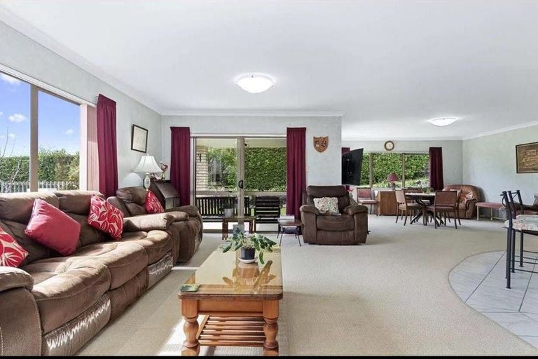 Photo of property in 15 Holyoake Terrace, Omokoroa, 3114