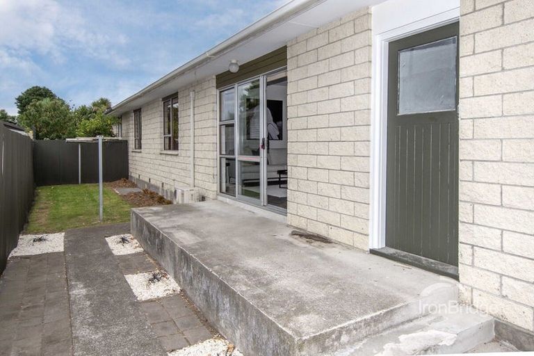 Photo of property in 1/35 Estuary Road, New Brighton, Christchurch, 8061