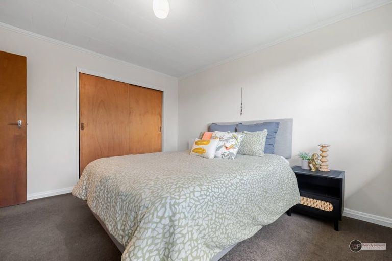 Photo of property in 1/27 Larchmont Grove, Totara Park, Upper Hutt, 5018