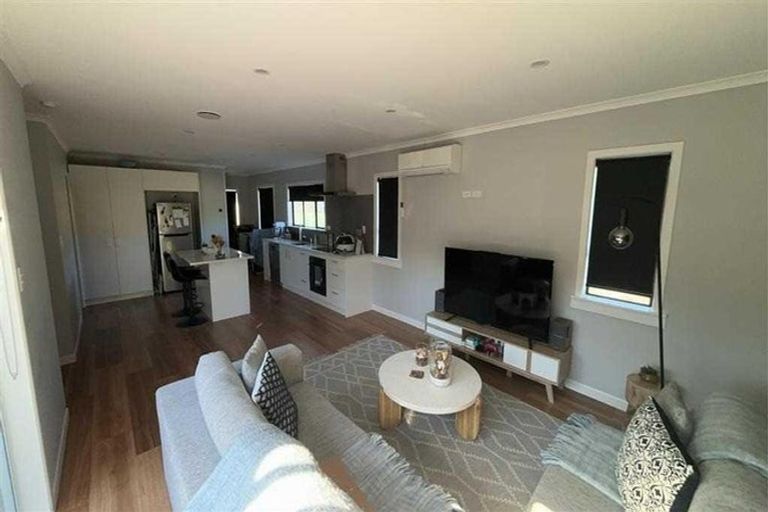 Photo of property in 15 Barry Street, Ferndale, New Plymouth, 4310