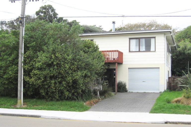 Photo of property in 152b Matai Road, Raumati Beach, Paraparaumu, 5032