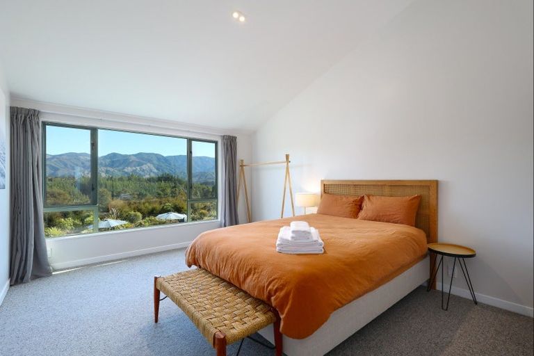 Photo of property in Splitapplelodge.com, 370 Kaiteriteri-sandy Bay Road, Kaiteriteri, Motueka, 7197