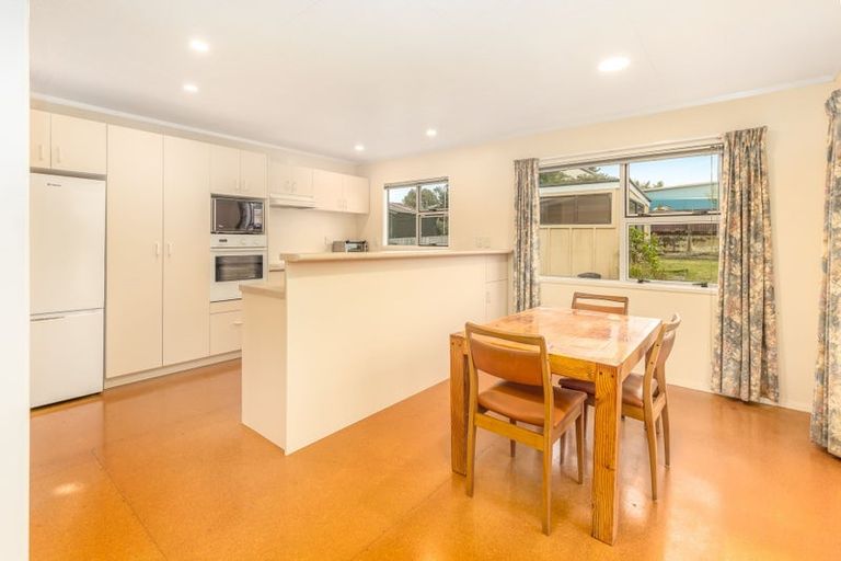 Photo of property in 31 Gawler Street, Te Horo Beach, Otaki, 5581