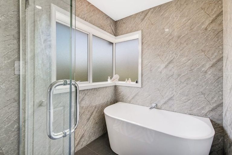 Photo of property in 27 Clansman Terrace, Gulf Harbour, Whangaparaoa, 0930