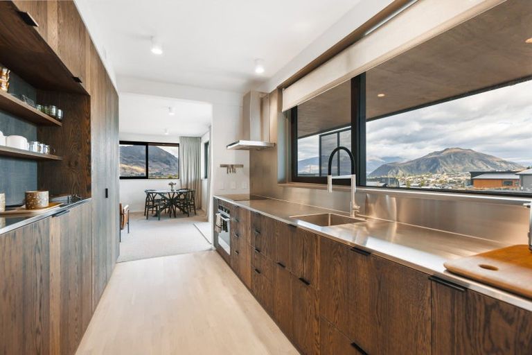 Photo of property in 49 Farrant Drive, Wanaka, 9305