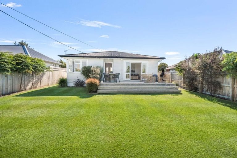 Photo of property in 112 Geddis Avenue, Maraenui, Napier, 4110