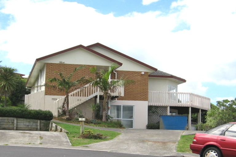 Photo of property in 13 Van Dyke Place, West Harbour, Auckland, 0618