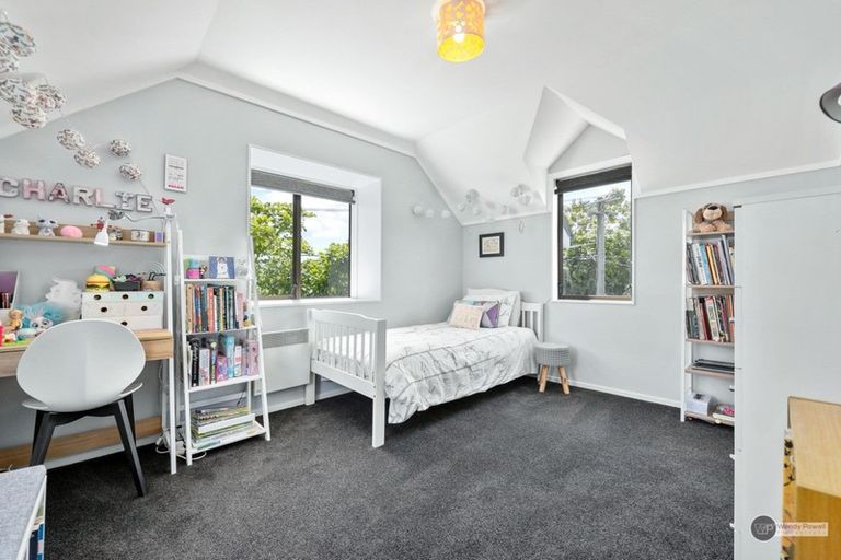 Photo of property in 1/44 Randwick Crescent, Moera, Lower Hutt, 5010