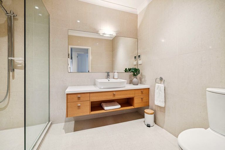 Photo of property in 5 Castor Bay Road, Castor Bay, Auckland, 0620