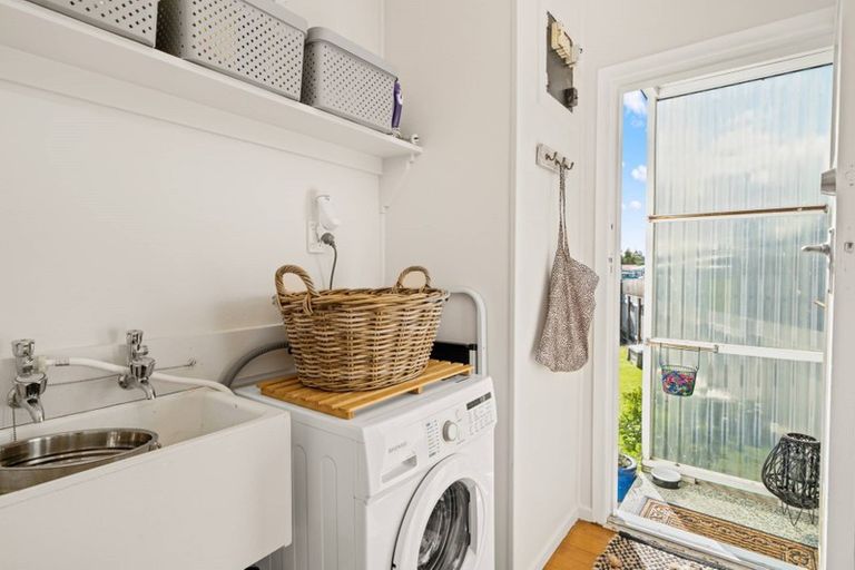 Photo of property in 2a Emmett Street, Greerton, Tauranga, 3112