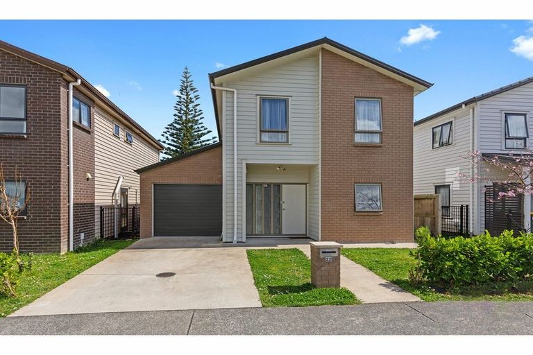 Photo of property in 22 Taiaapure Street, Weymouth, Auckland, 2103