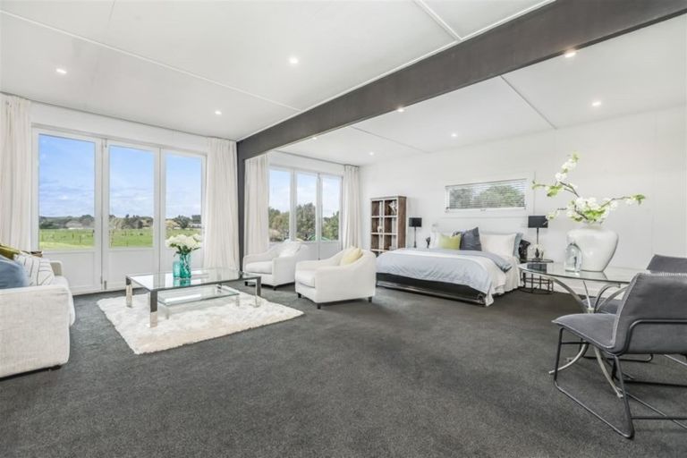 Photo of property in 49 Whatapaka Road, Karaka, Papakura, 2580