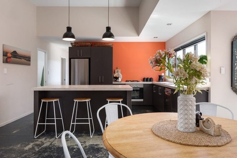 Photo of property in 12 Palm Grove, Waihi Beach, 3611