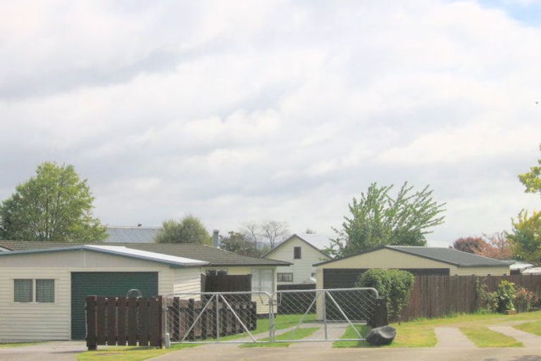 Photo of property in 5 Reid Grove, Richmond Heights, Taupo, 3330