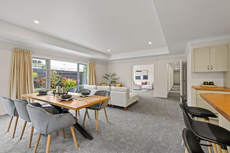 Photo of property in 15a Westburn Terrace, Burnside, Christchurch, 8041