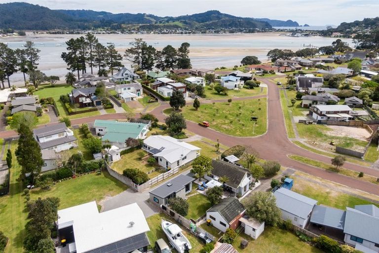 Photo of property in 3 Dunlop Drive, Pauanui, Hikuai, 3579