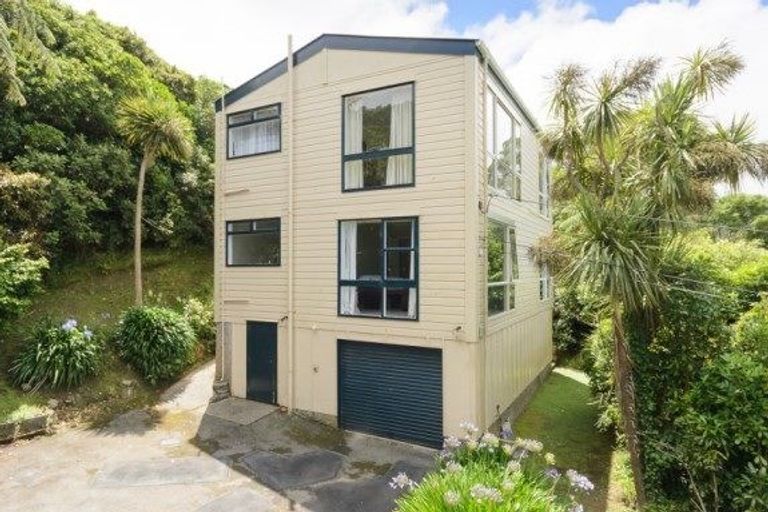 Photo of property in 2/129 Heke Street, Ngaio, Wellington, 6035