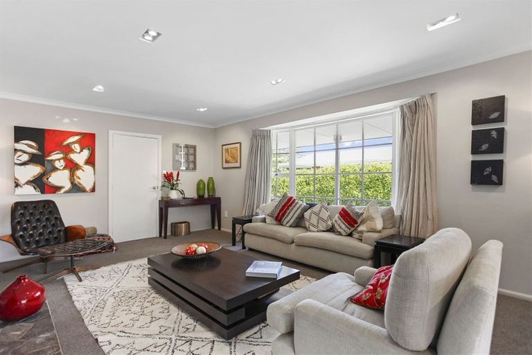 Photo of property in 35 Grahams Road, Ilam, Christchurch, 8041