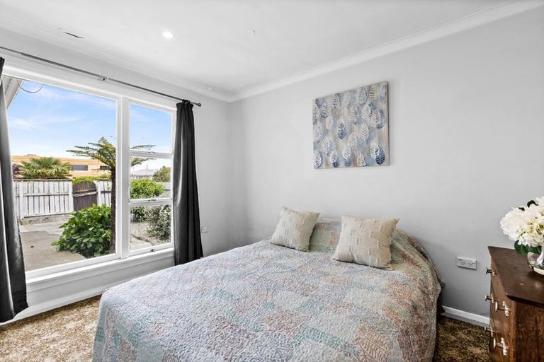 Photo of property in 309 Kennedy Road, Onekawa, Napier, 4110