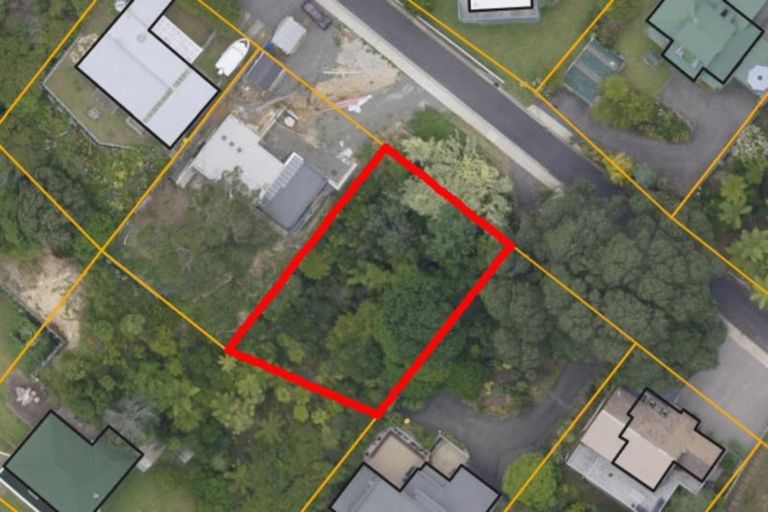 Photo of property in 11 Tairua Terrace, Tairua, 3508