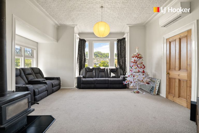 Photo of property in 425 South Road, Caversham, Dunedin, 9012