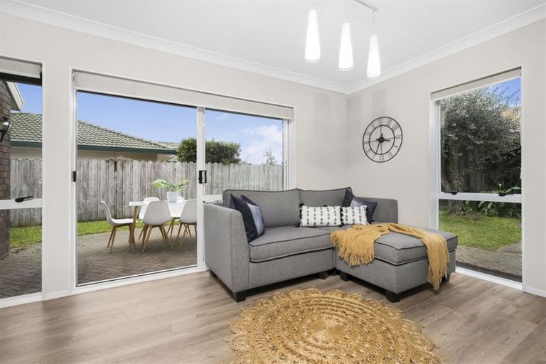 Photo of property in 7 Tarnica Road, Northpark, Auckland, 2013