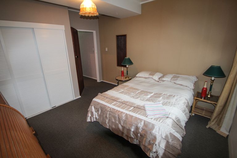 Photo of property in 30 Leven Street, South Hill, Oamaru, 9400